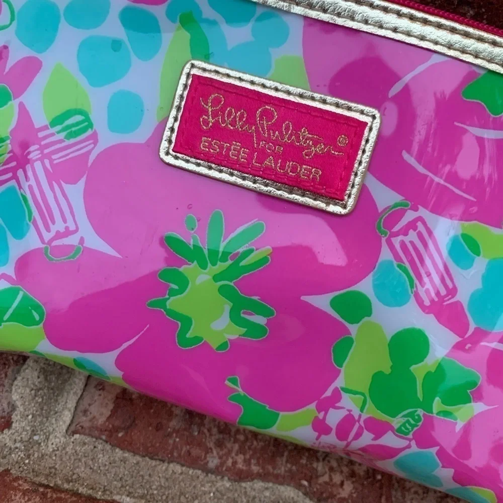 Lilly Pulitzer Estee Lauder Island Breeze Pink PVC Cosmetic Makeup Bag Zipper